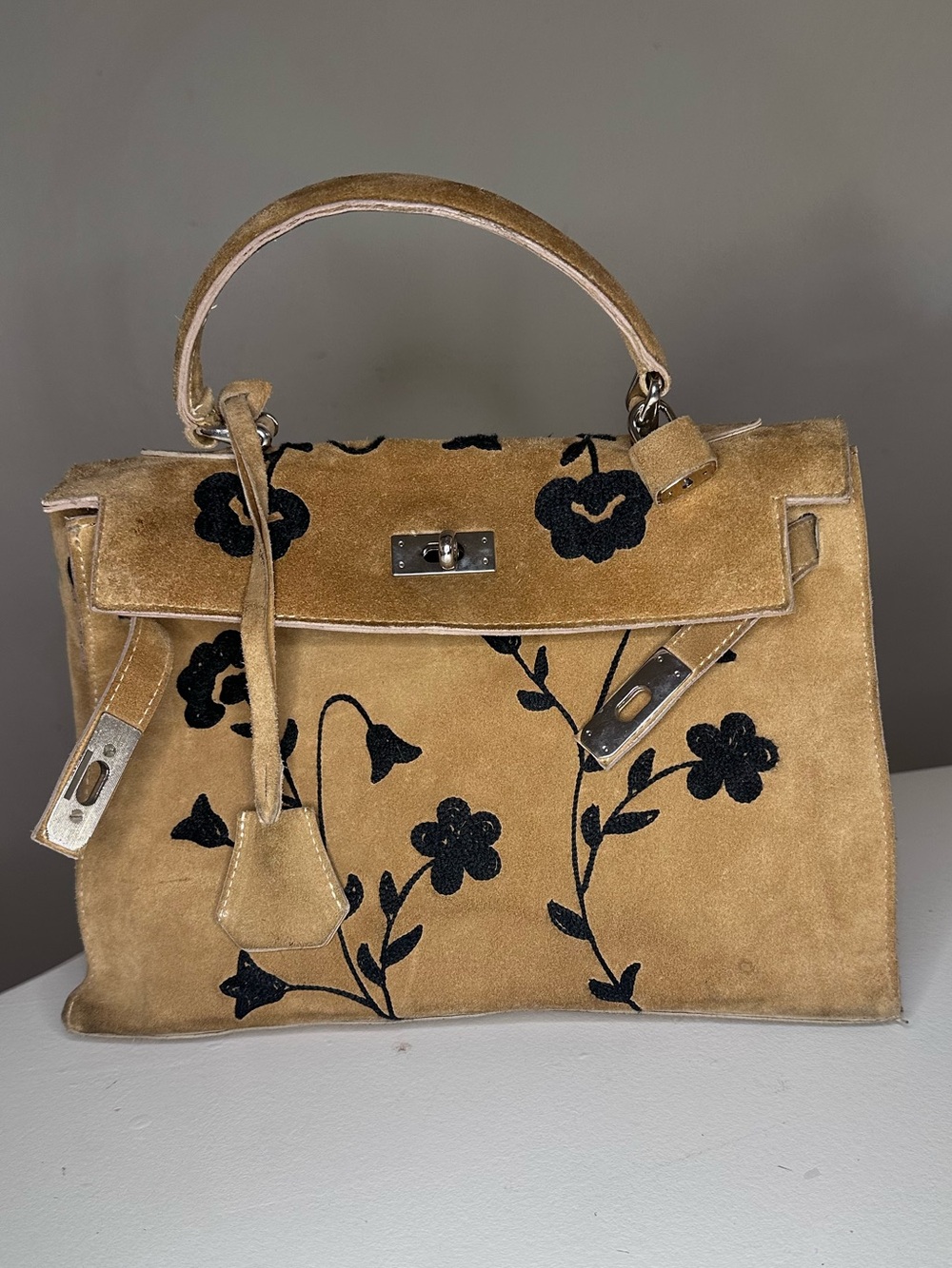 VTG Carlo Pulicati Italy Suede Kelly Bag Black Floral Embroidered Handbag Lock 🔐